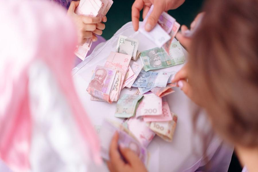 Finanšu paradumi dažādās paaudzēs Latvijā